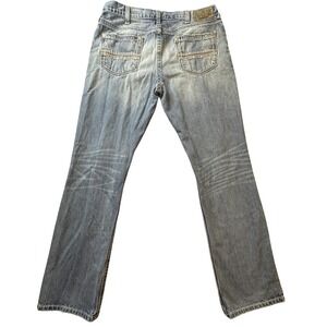 Light Wash Men's Jeans - Classic Straight Fit